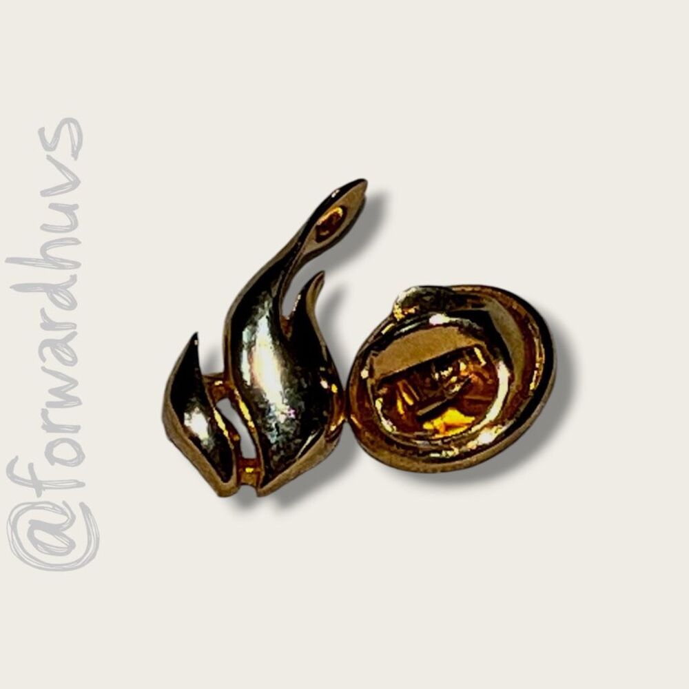 Gold Tone Abstract Flame Swirl Lapel Pin Brooch Modernist Unisex